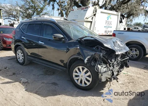 2017 Nissan Rogue S z USA, uszkodzony, nr VIN KNMAT2MT2HP579264